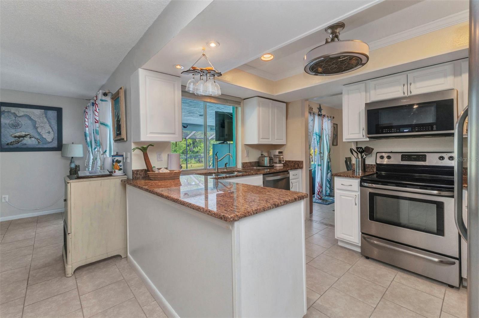 Image 21 of 45 For 12031 Hunter Avenue