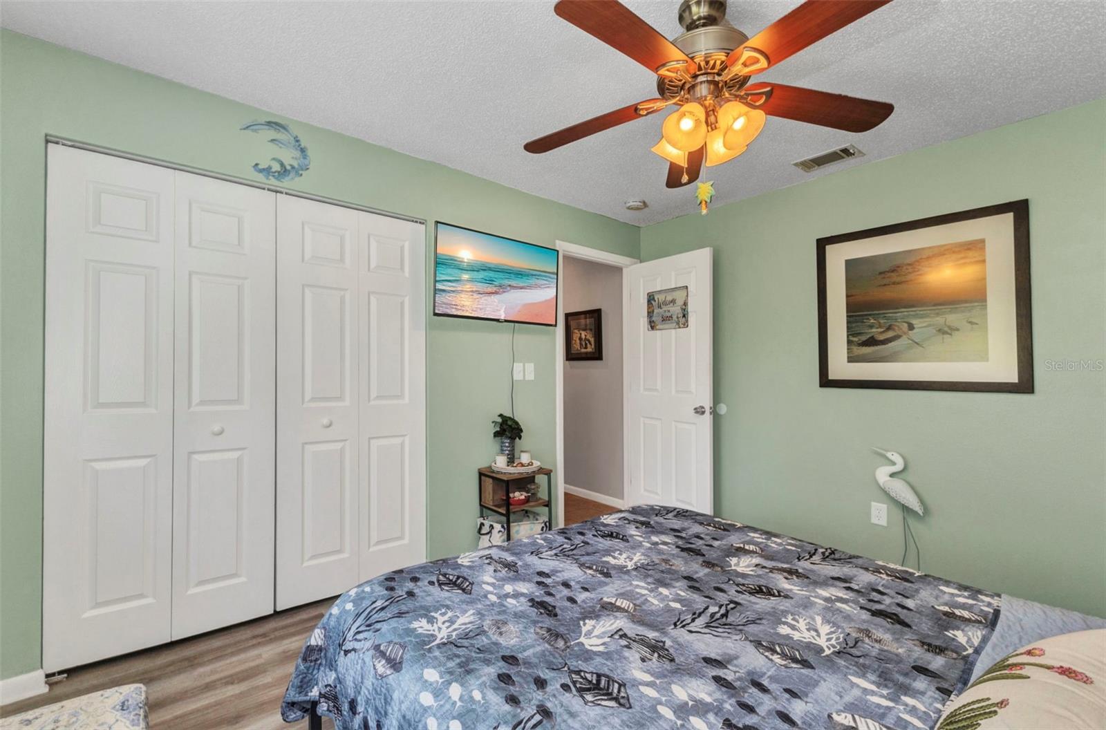 Image 32 of 45 For 12031 Hunter Avenue