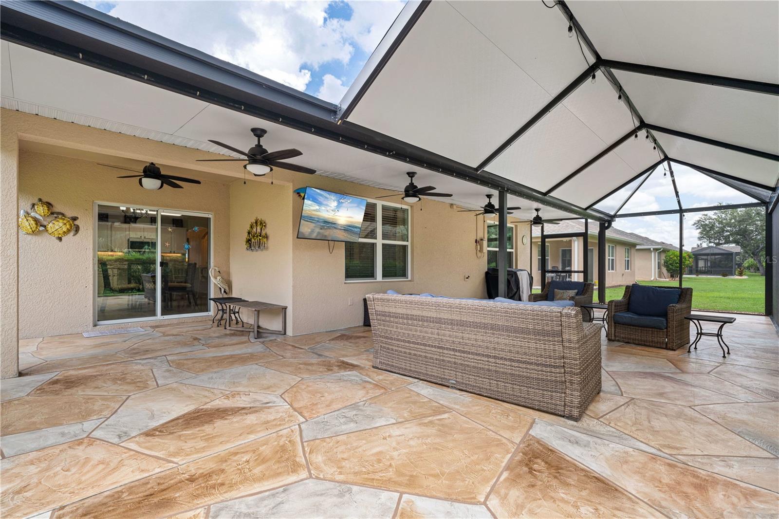 Image 10 of 73 For 7740 Mikasa Drive