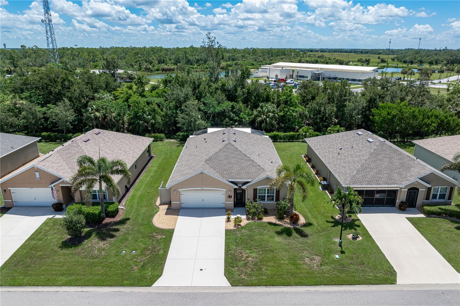 Image 13 of 73 For 7740 Mikasa Drive