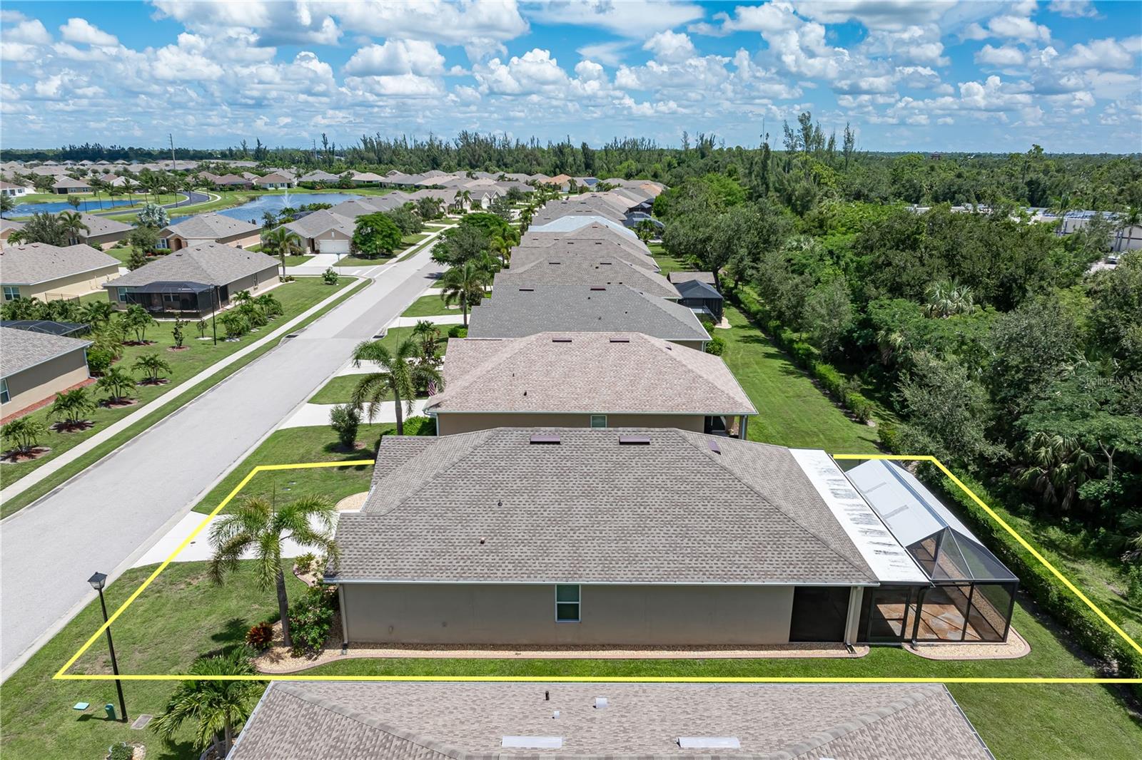 Image 14 of 73 For 7740 Mikasa Drive