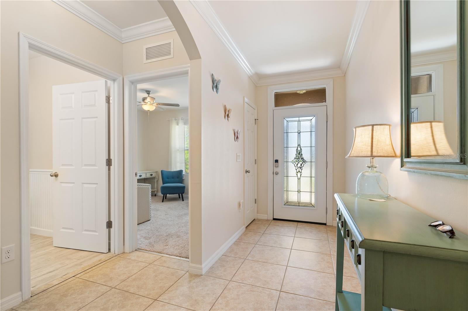 Image 20 of 73 For 7740 Mikasa Drive