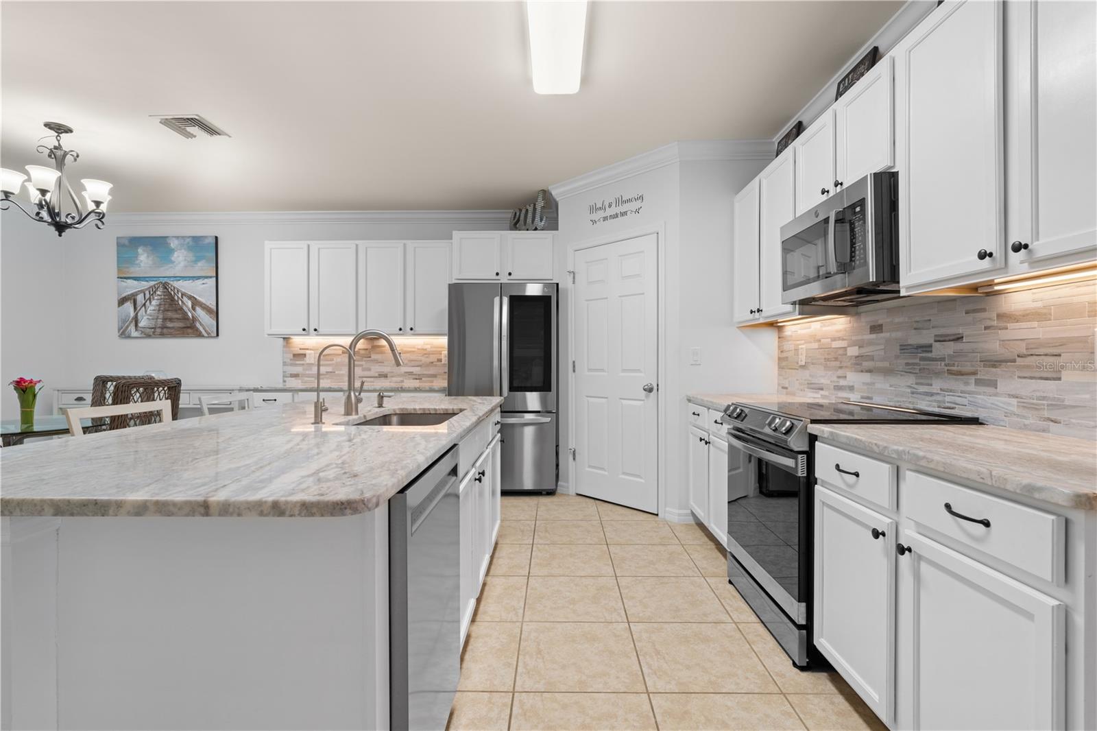 Image 26 of 73 For 7740 Mikasa Drive