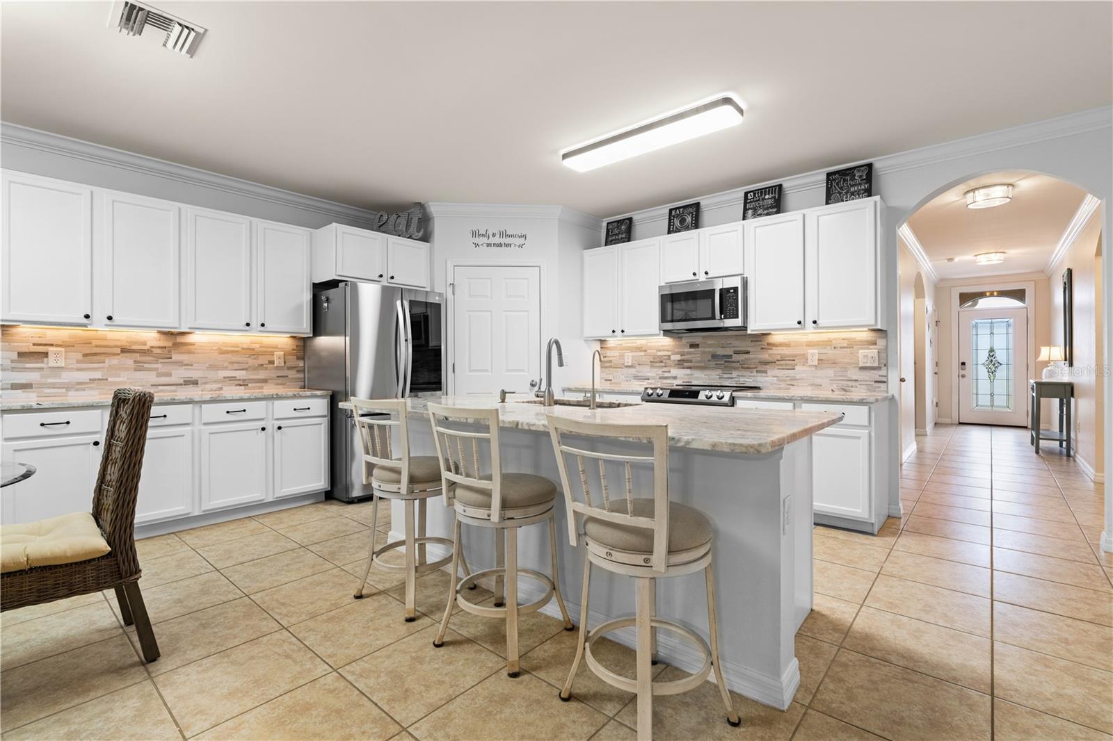 Image 7 of 73 For 7740 Mikasa Drive