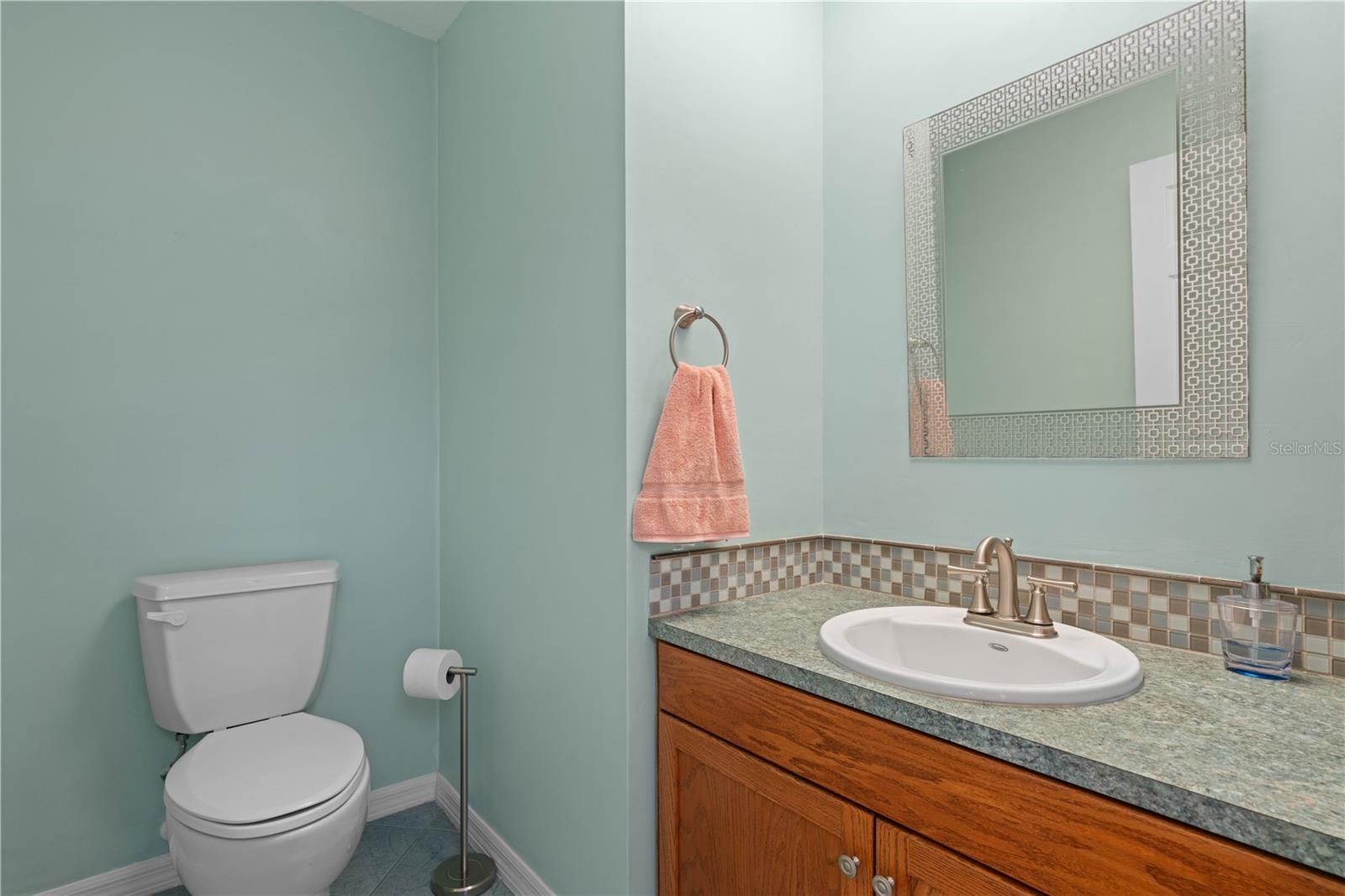 Image 49 of 65 For 2521 Marion Avenue 111