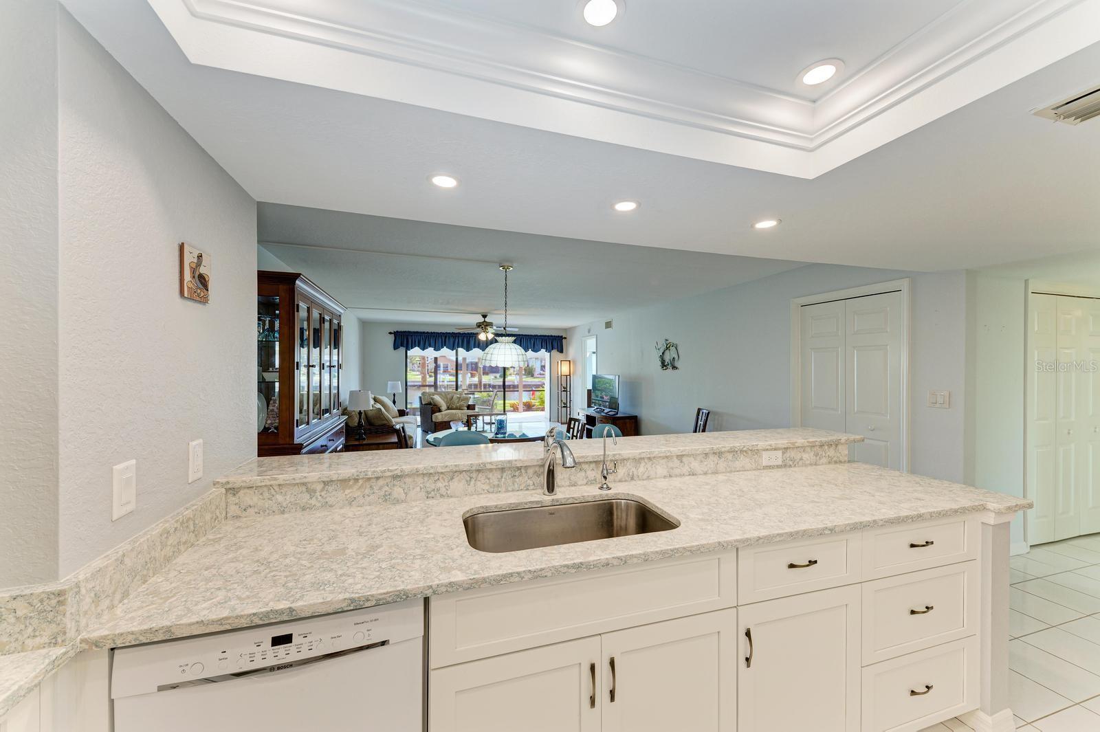 Image 5 of 23 For 601 Shreve Street 46a