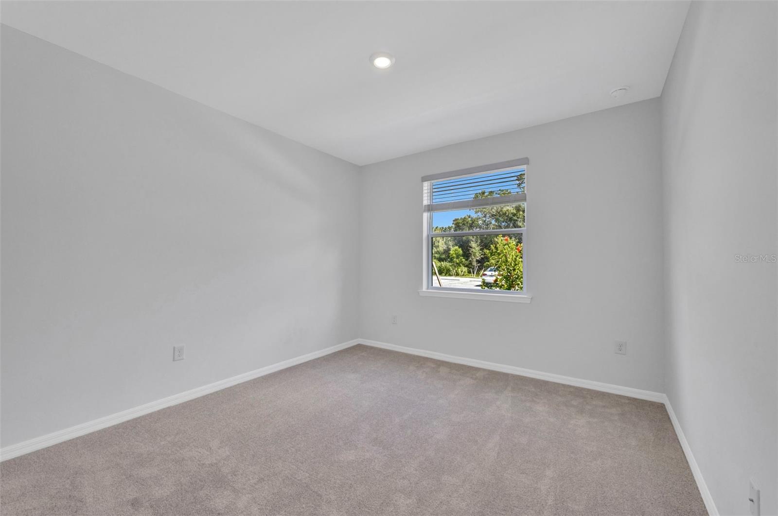 Image 12 of 60 For 23819 Collina Way 102