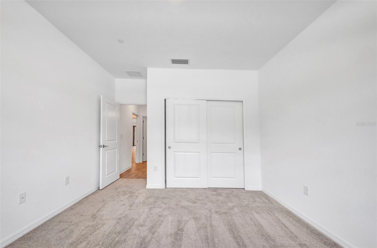 Image 13 of 60 For 23819 Collina Way 102