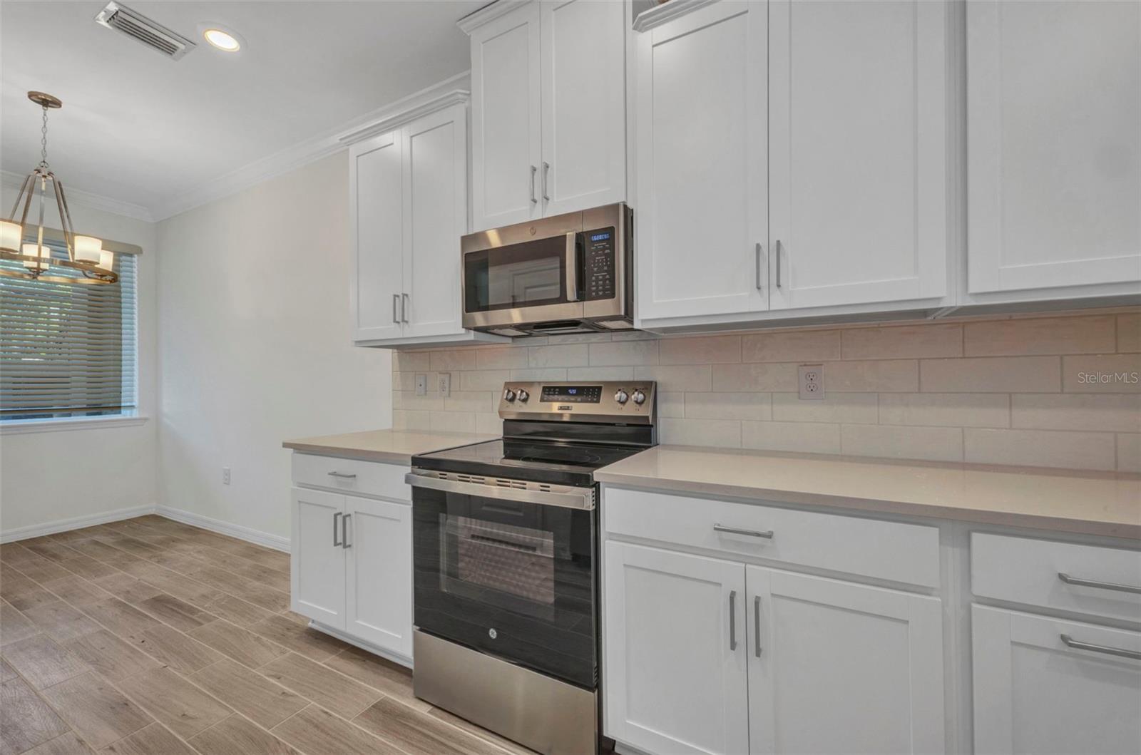 Image 18 of 60 For 23819 Collina Way 102