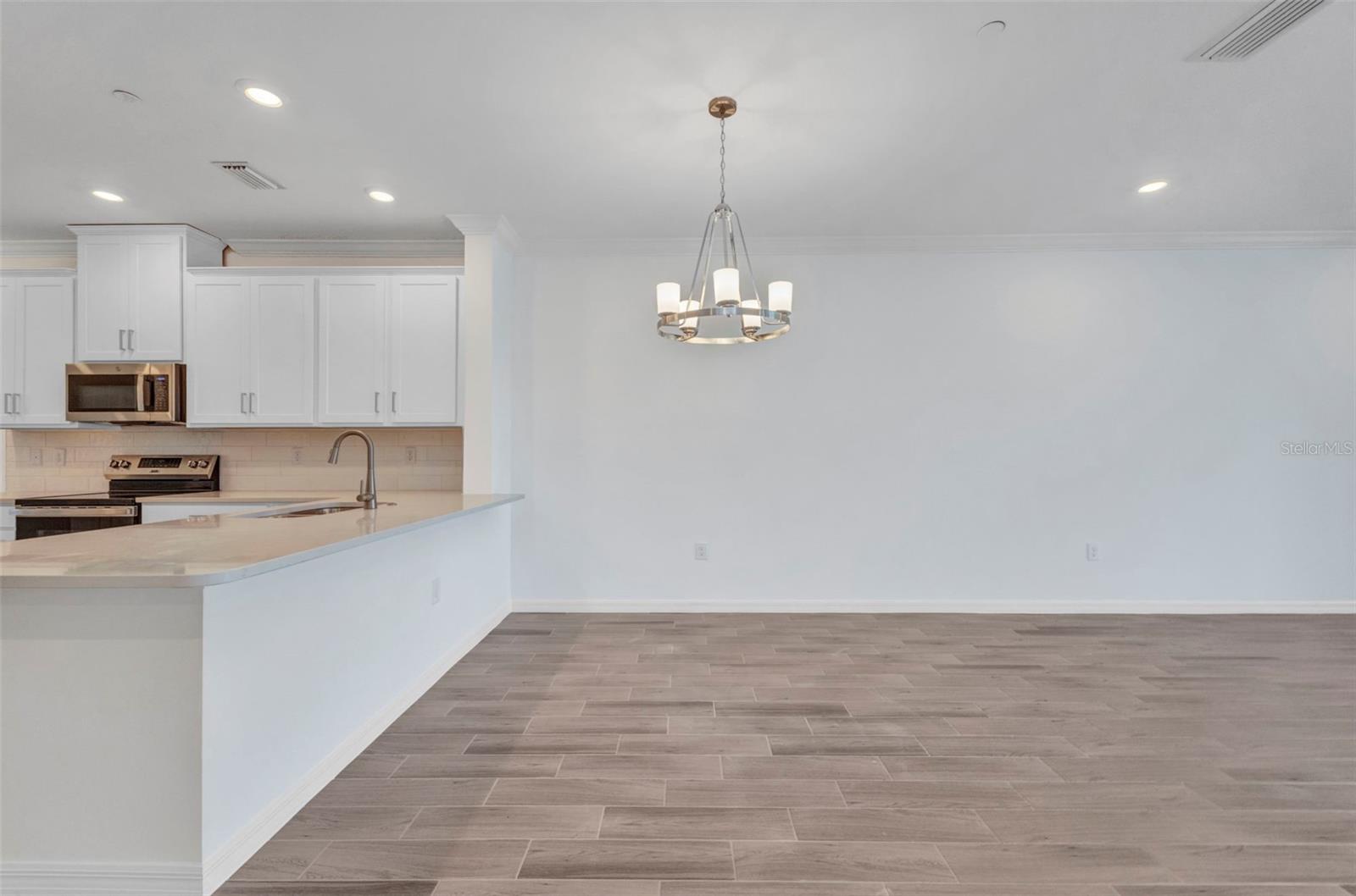 Image 23 of 60 For 23819 Collina Way 102