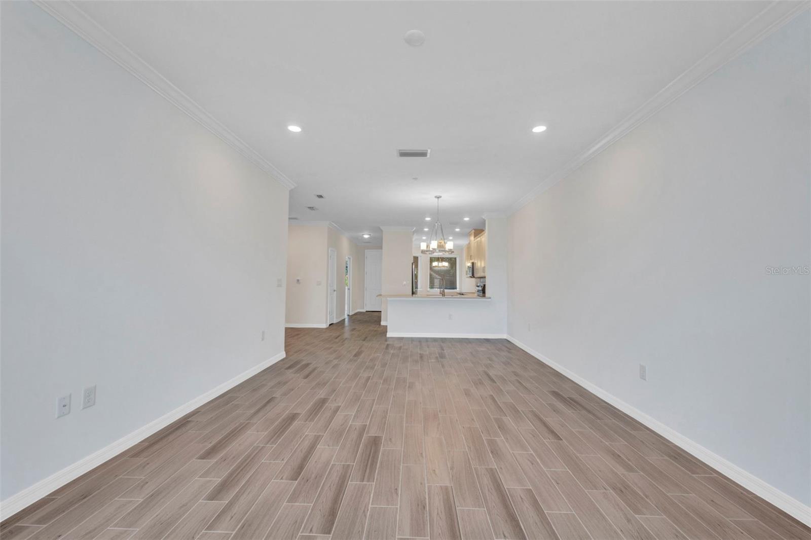 Image 26 of 60 For 23819 Collina Way 102