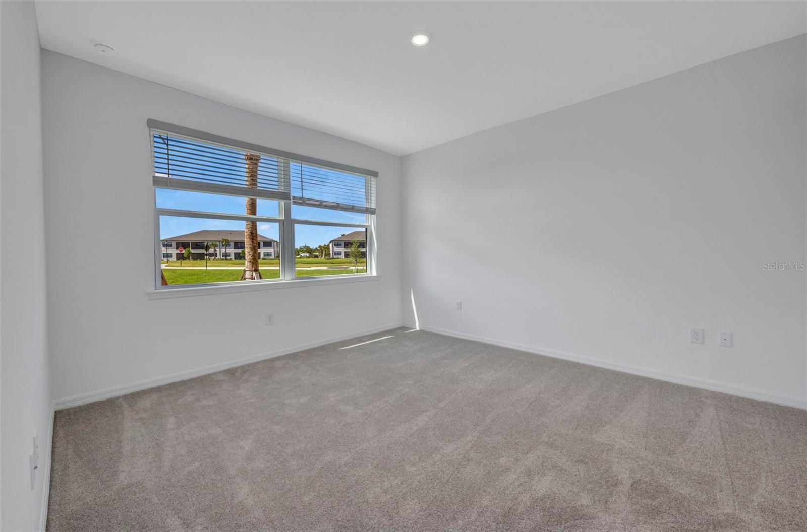 Image 28 of 60 For 23819 Collina Way 102