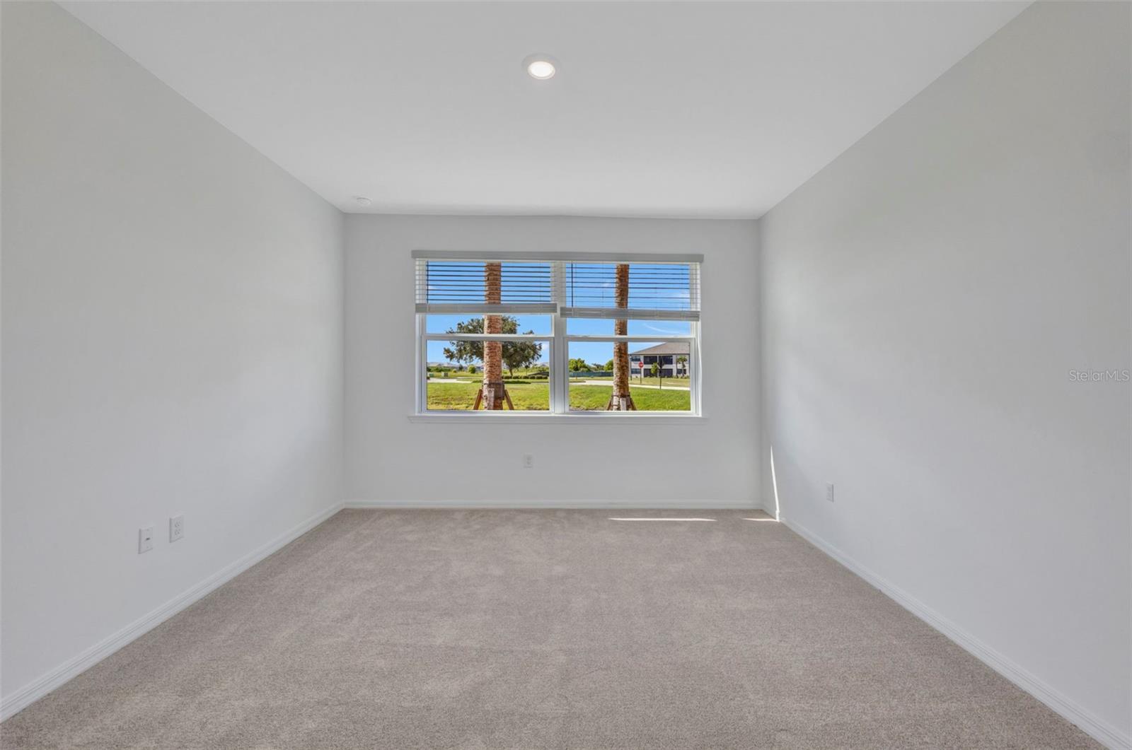 Image 31 of 60 For 23819 Collina Way 102