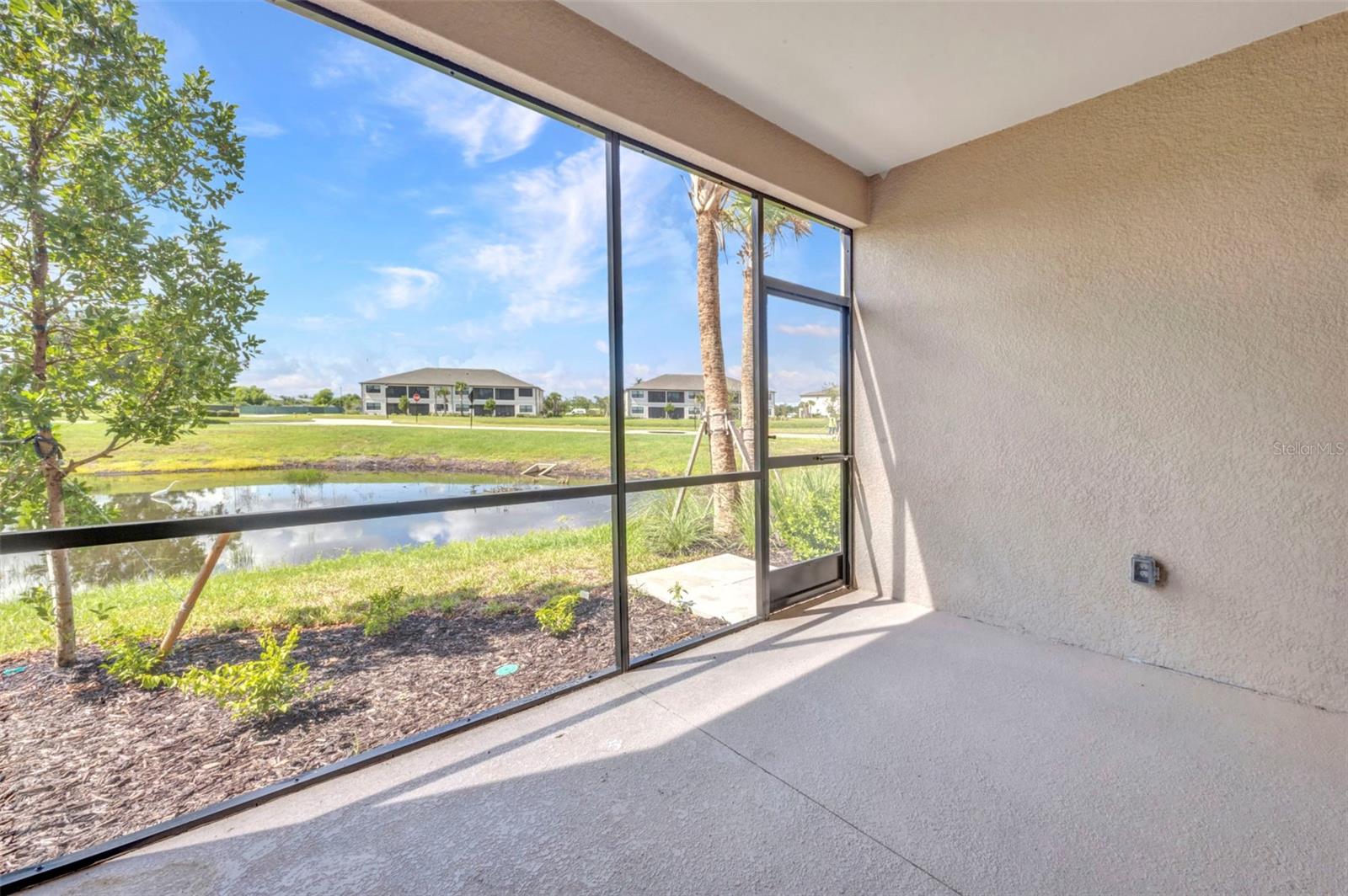 Image 40 of 60 For 23819 Collina Way 102