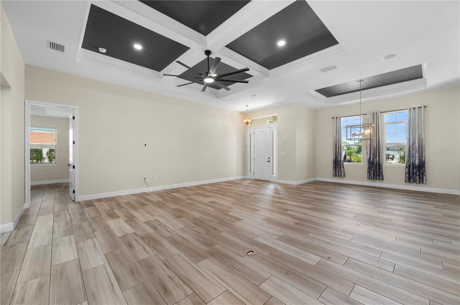 Image 14 of 89 For 500 Woodstork Lane