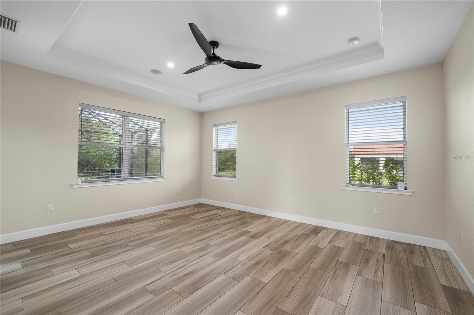 Image 26 of 89 For 500 Woodstork Lane
