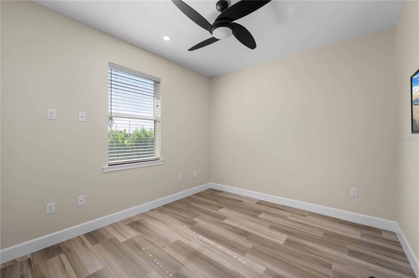 Image 41 of 89 For 500 Woodstork Lane