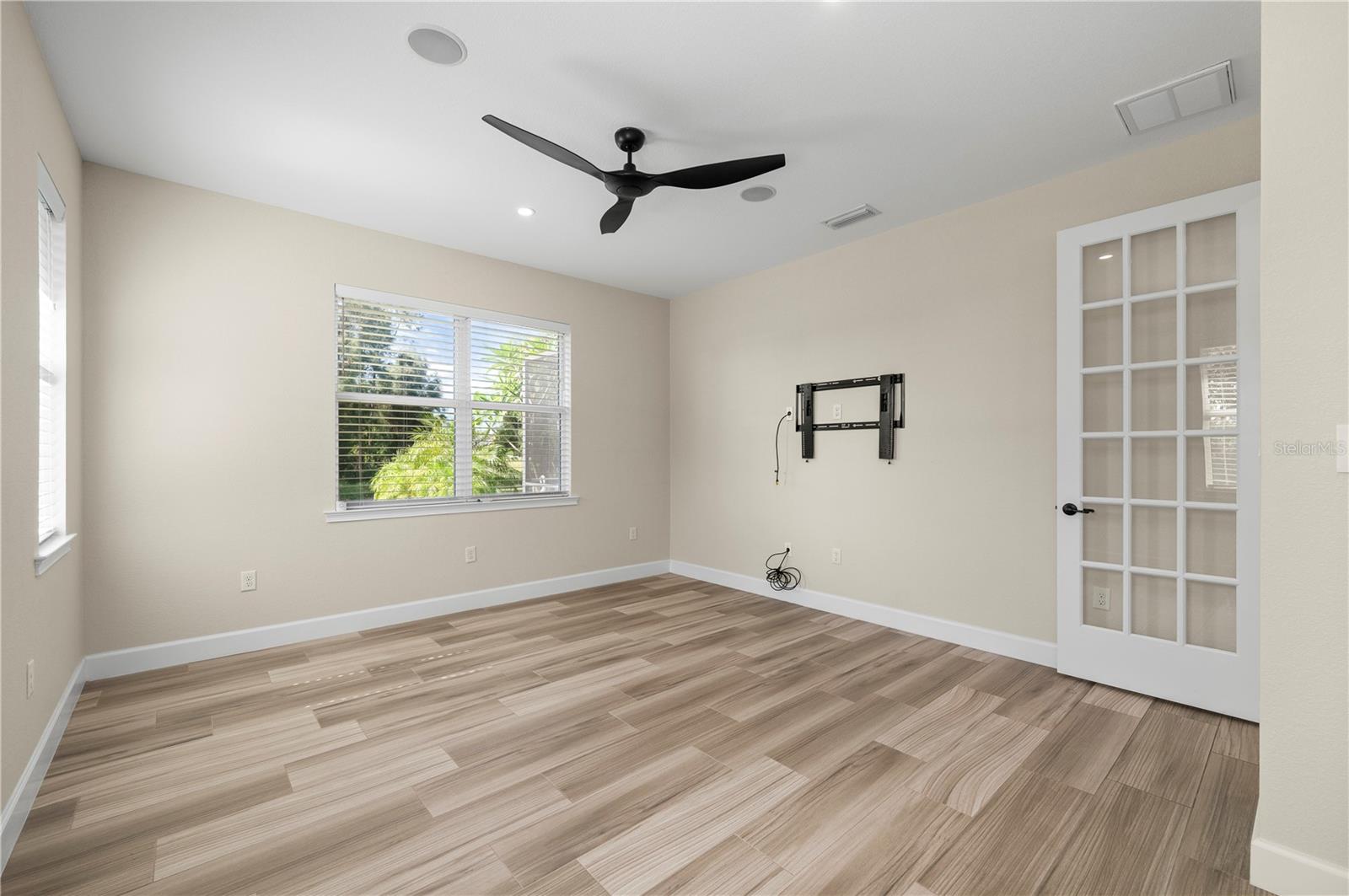 Image 45 of 89 For 500 Woodstork Lane