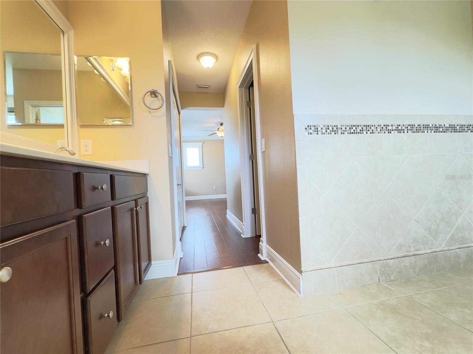 Image 19 of 75 For 12688 Sagewood Drive