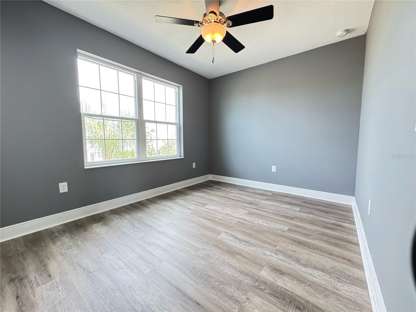 Image 23 of 75 For 12688 Sagewood Drive