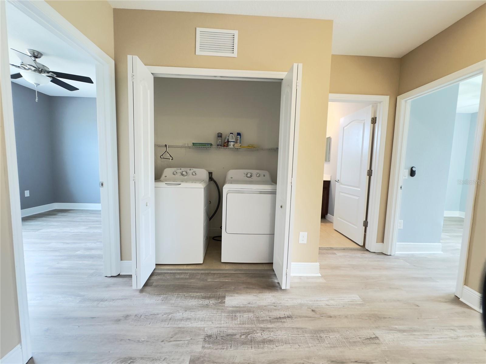 Image 28 of 75 For 12688 Sagewood Drive