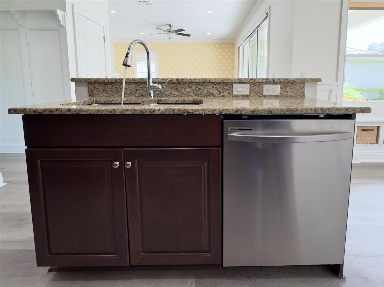 Image 6 of 75 For 12688 Sagewood Drive