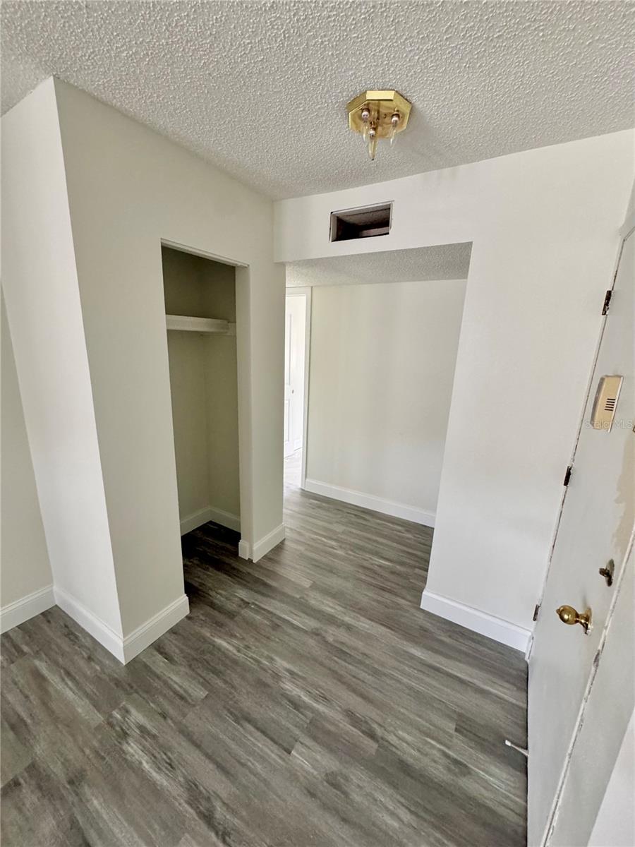 Image 7 of 44 For 22333 Edgewater Drive C2