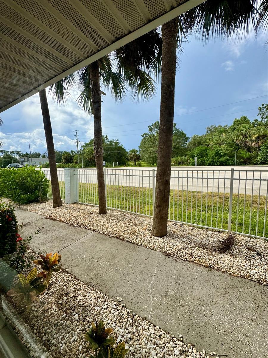 Image 8 of 44 For 22333 Edgewater Drive C2