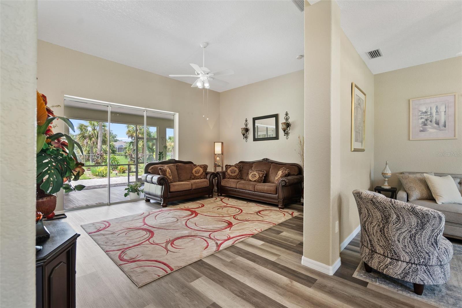 Image 15 of 45 For 1084 Hillsborough Boulevard