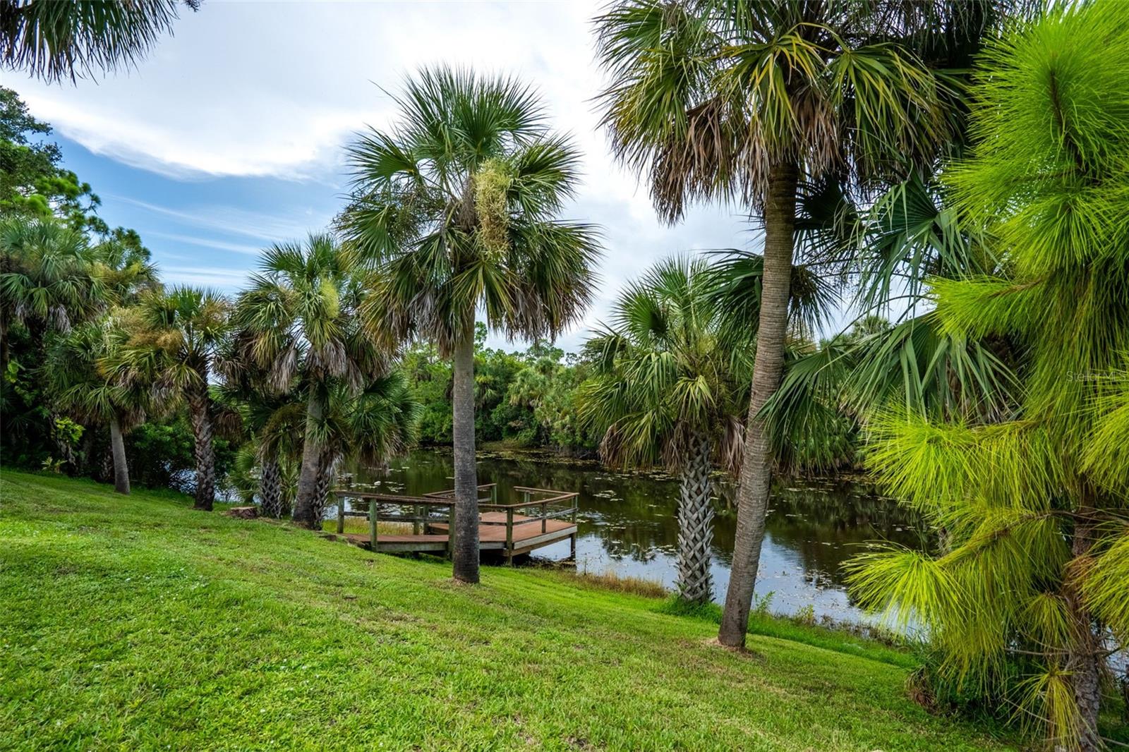 Image 7 of 45 For 1084 Hillsborough Boulevard