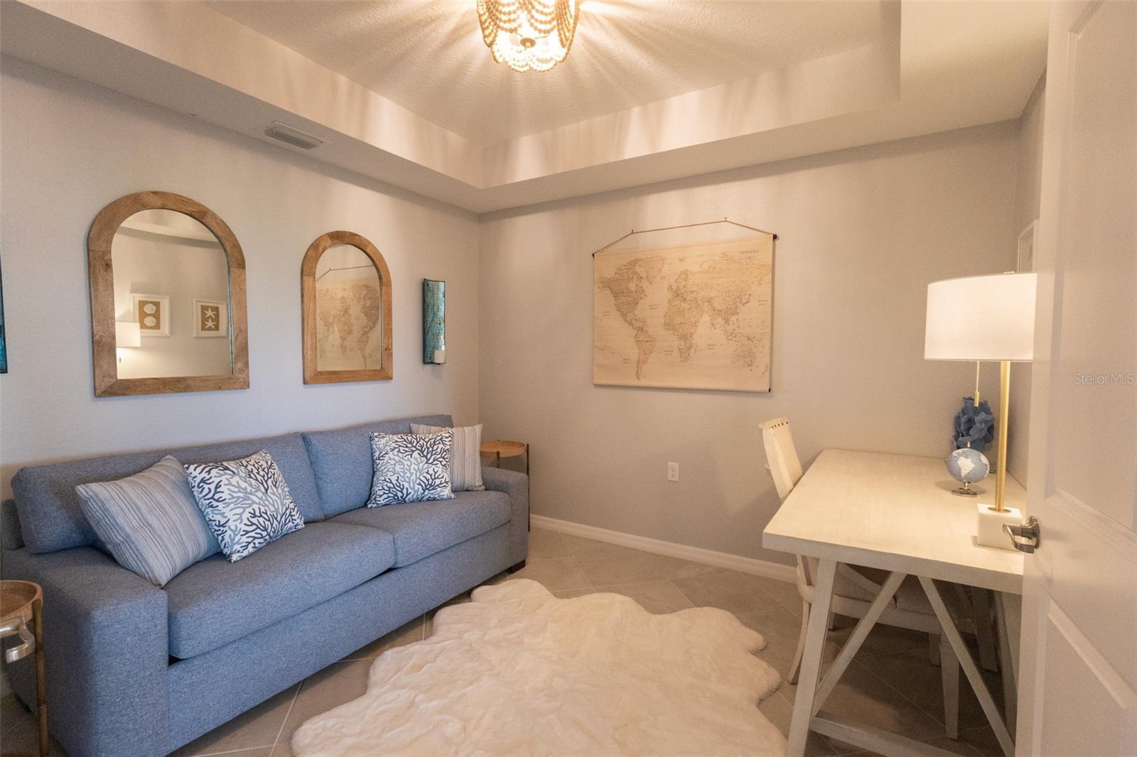 Image 23 of 50 For 14234 Heritage Landing Boulevard 1014