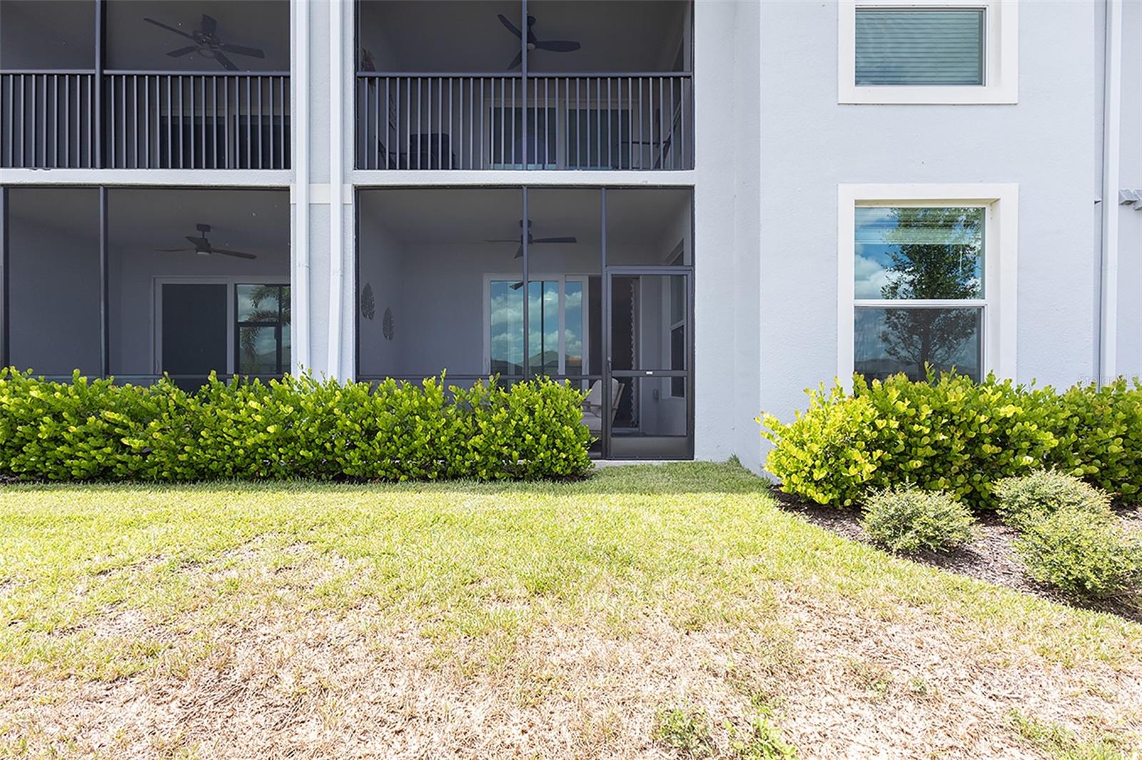 Image 28 of 50 For 14234 Heritage Landing Boulevard 1014