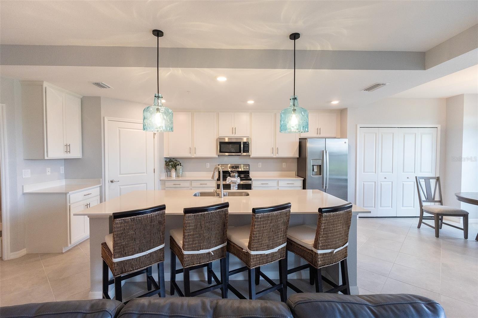 Image 6 of 50 For 14234 Heritage Landing Boulevard 1014