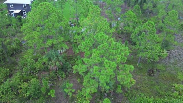 Image 13 of 15 For 28072 Crestwood Drive