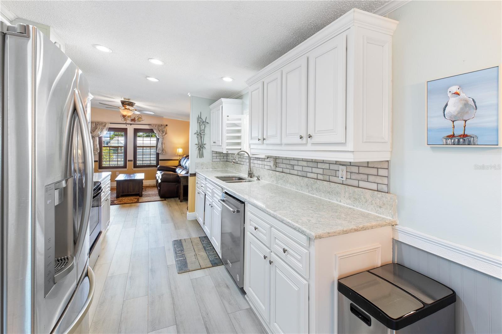 Image 15 of 69 For 4300 Riverside Drive 112