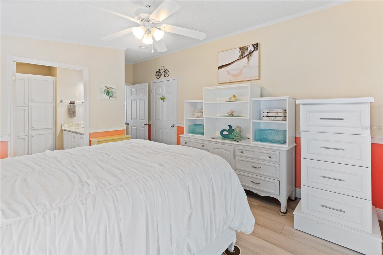 Image 18 of 69 For 4300 Riverside Drive 112