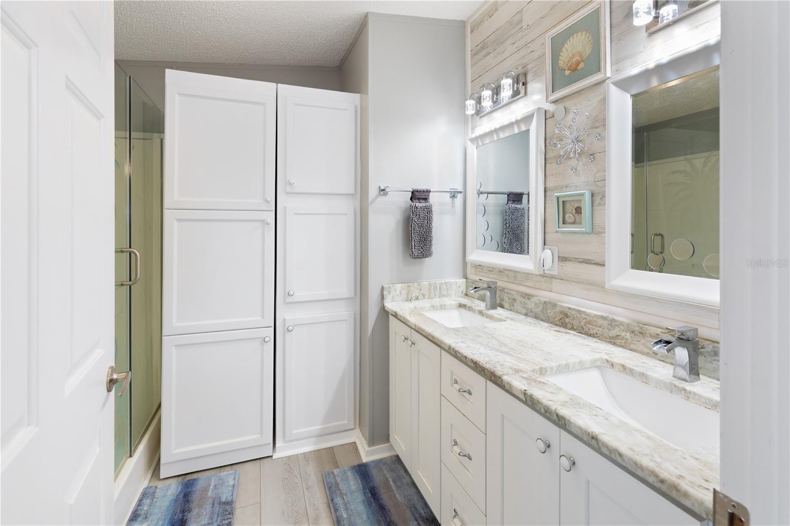 Image 19 of 69 For 4300 Riverside Drive 112