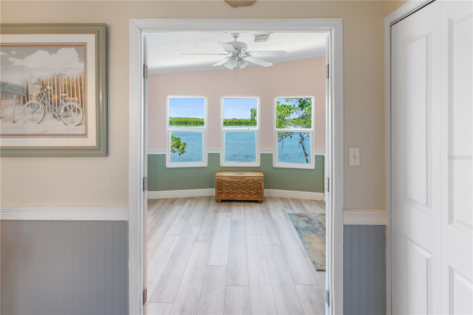 Image 25 of 69 For 4300 Riverside Drive 112