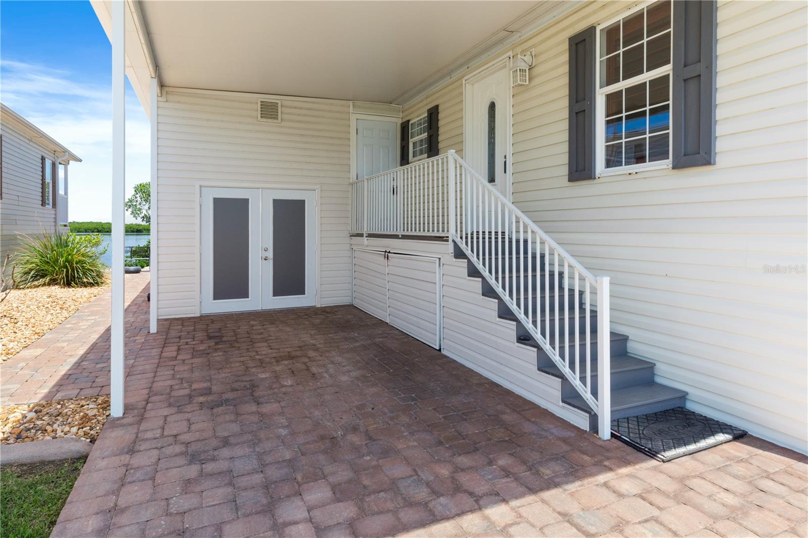 Image 3 of 69 For 4300 Riverside Drive 112