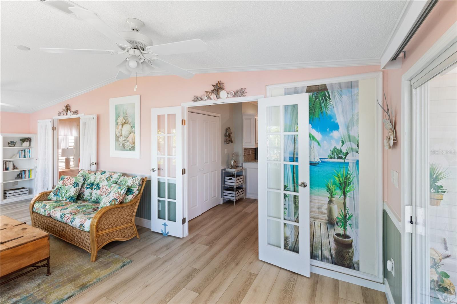 Image 30 of 69 For 4300 Riverside Drive 112