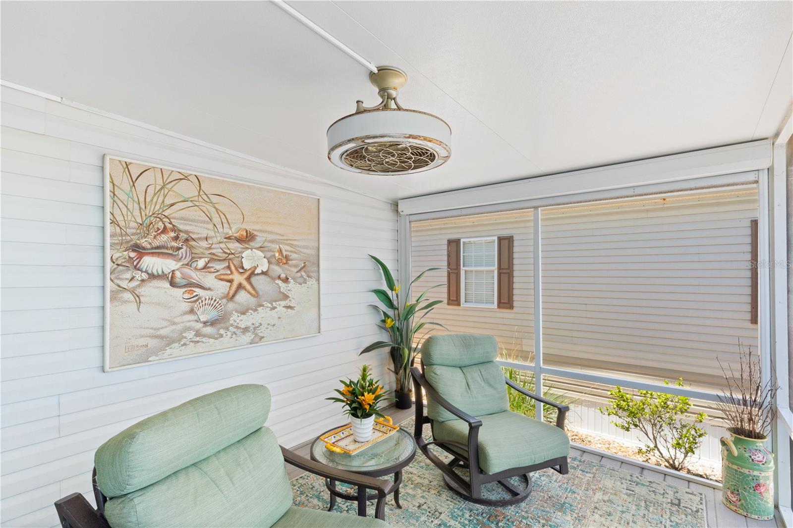 Image 34 of 69 For 4300 Riverside Drive 112