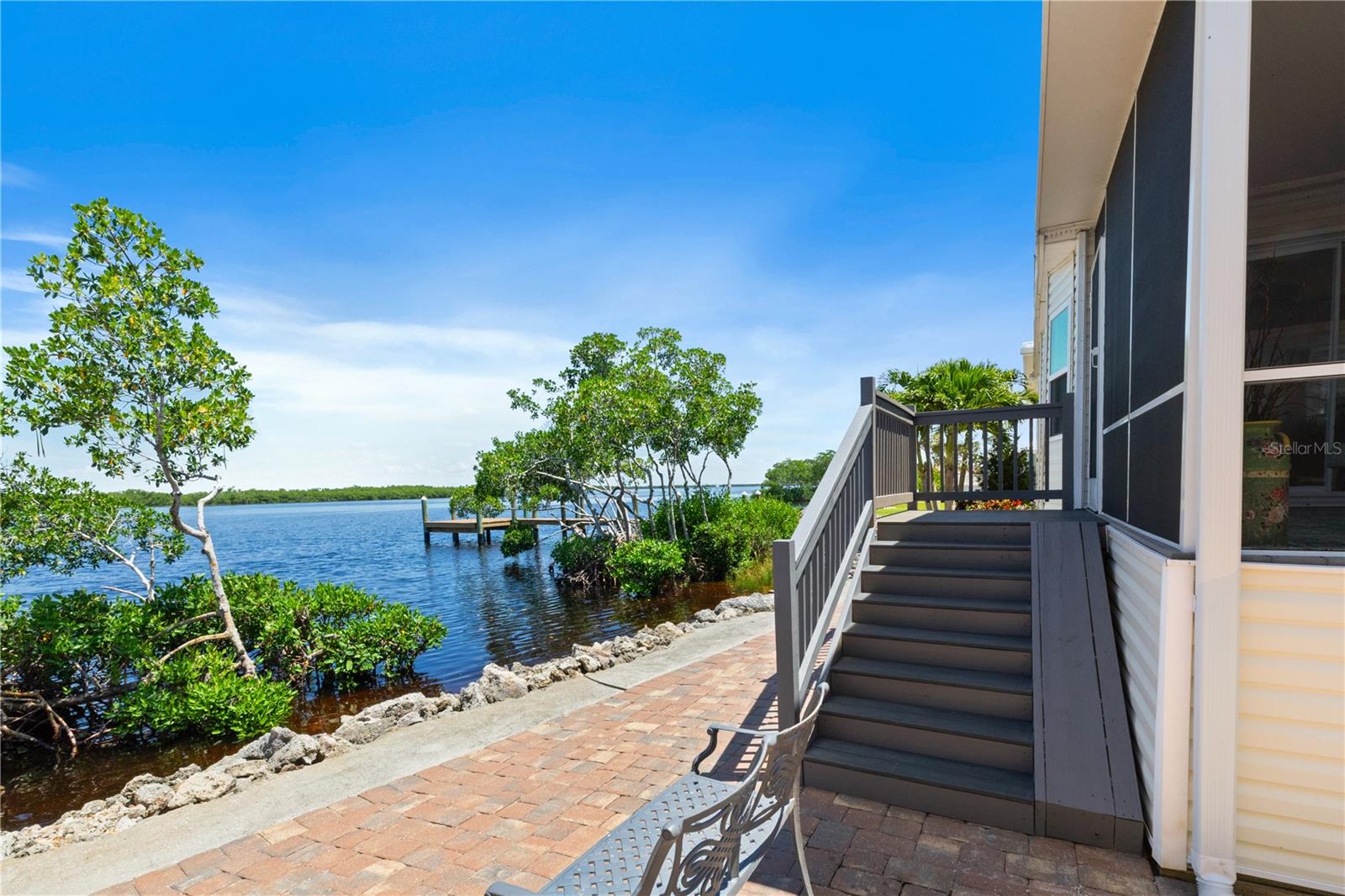 Image 36 of 69 For 4300 Riverside Drive 112