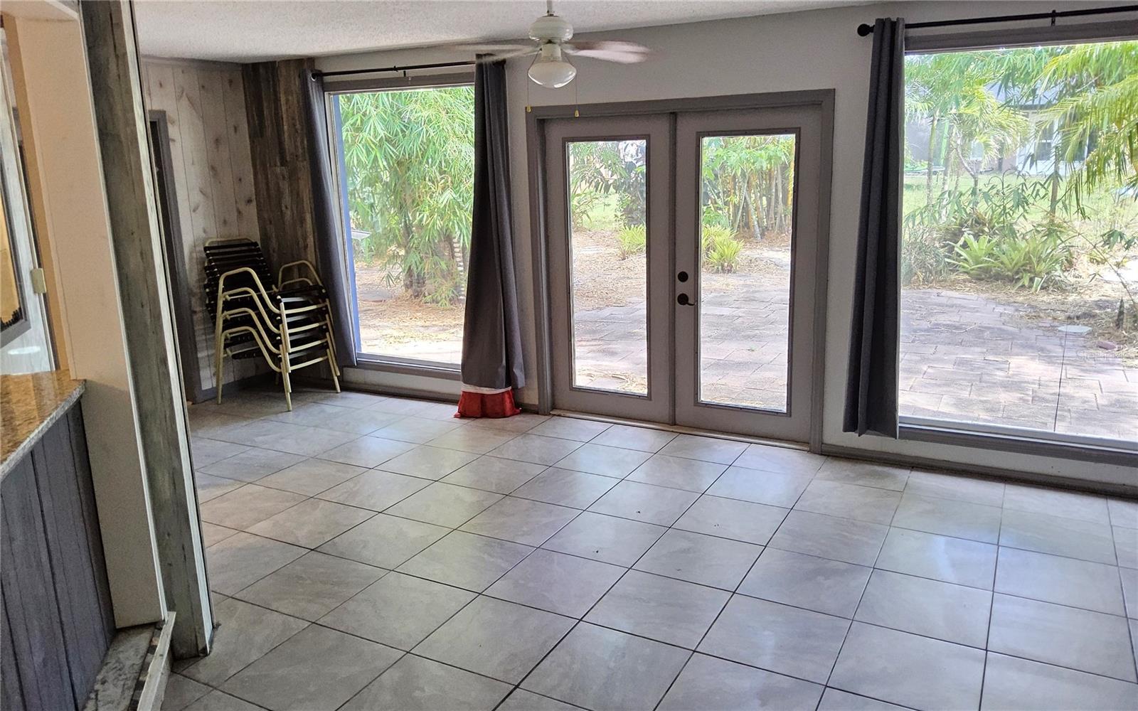 Image 14 of 33 For 1108 Ample Avenue