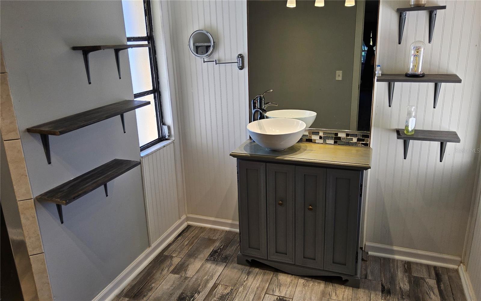 Image 24 of 33 For 1108 Ample Avenue