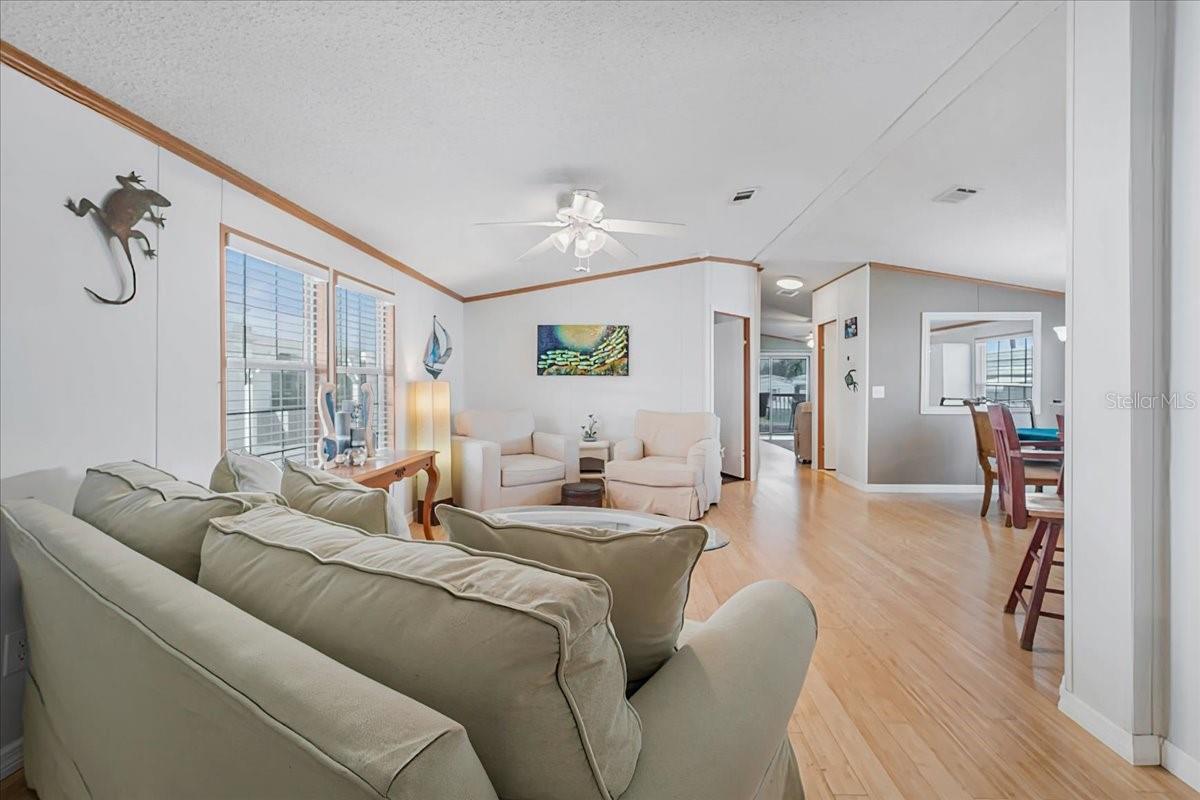 Image 14 of 62 For 3127 Bayside Parkway