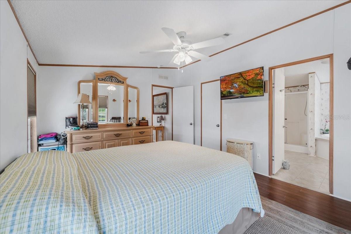 Image 18 of 62 For 3127 Bayside Parkway