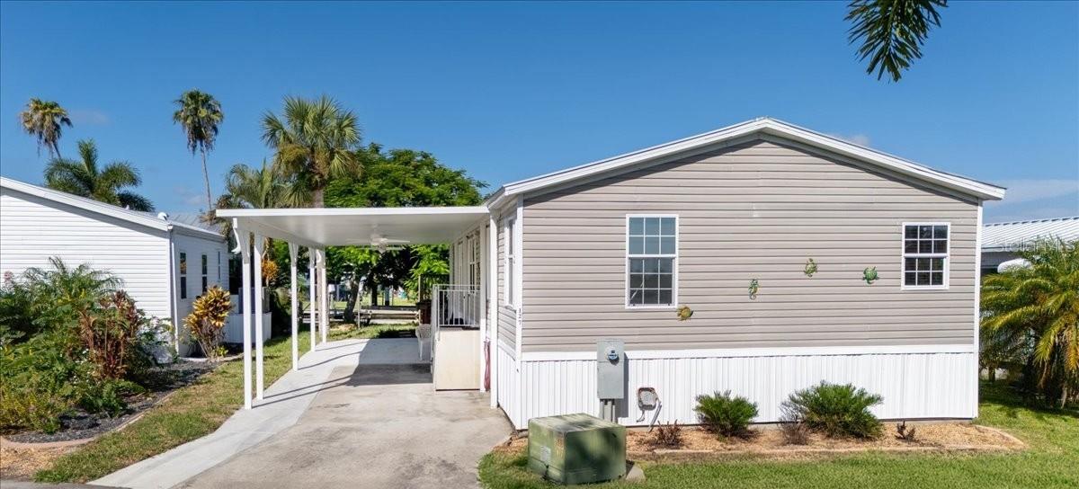Image 3 of 62 For 3127 Bayside Parkway