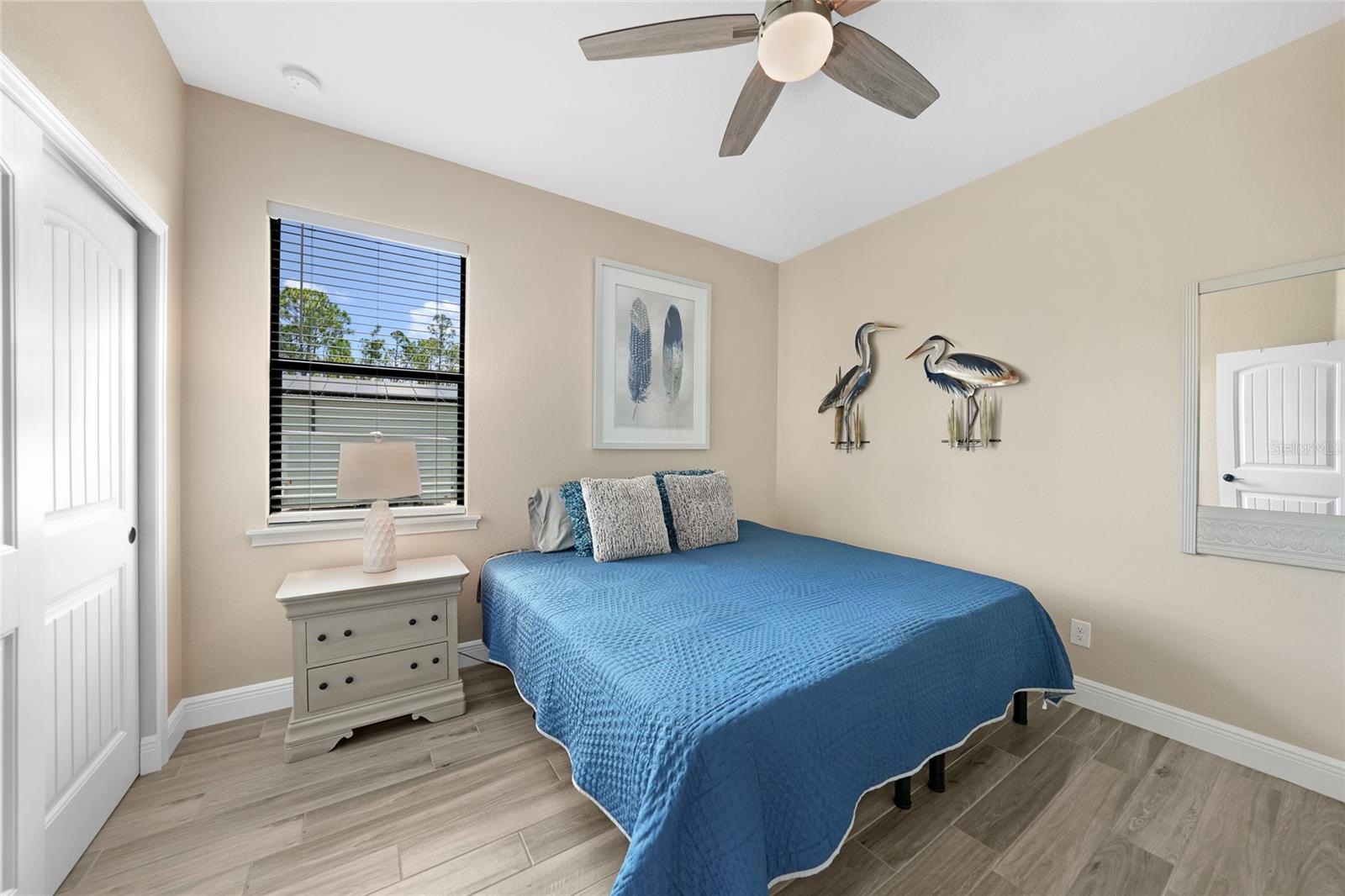 Image 30 of 69 For 4399 Glordano Avenue