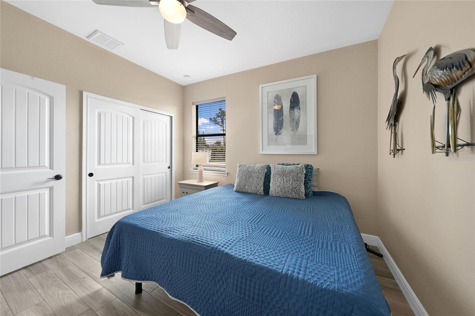 Image 31 of 69 For 4399 Glordano Avenue