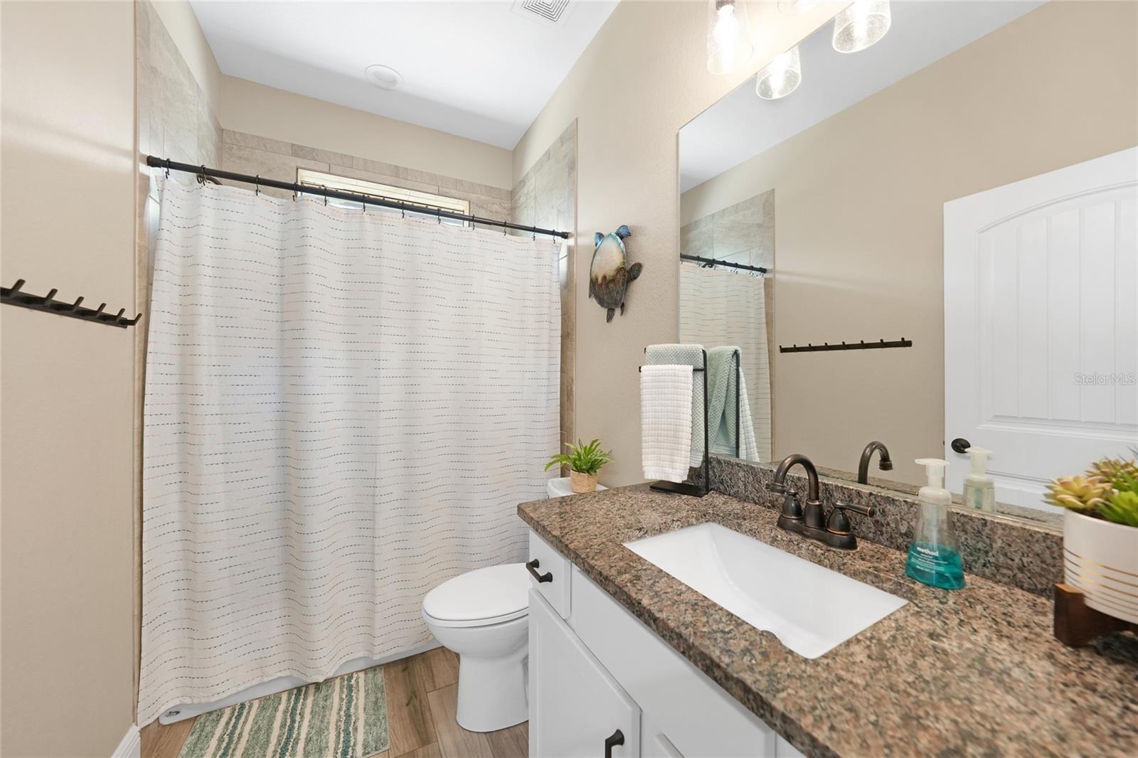 Image 33 of 69 For 4399 Glordano Avenue